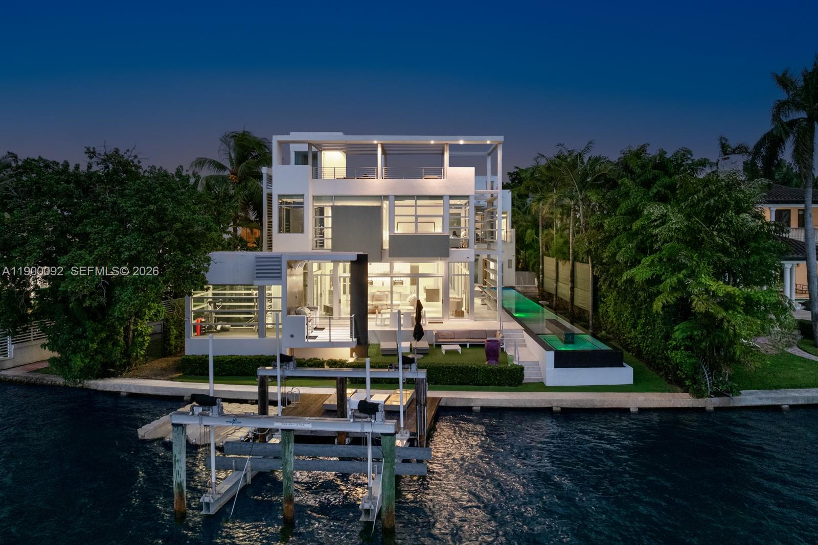 HIBISCUS ISLAND - Residential