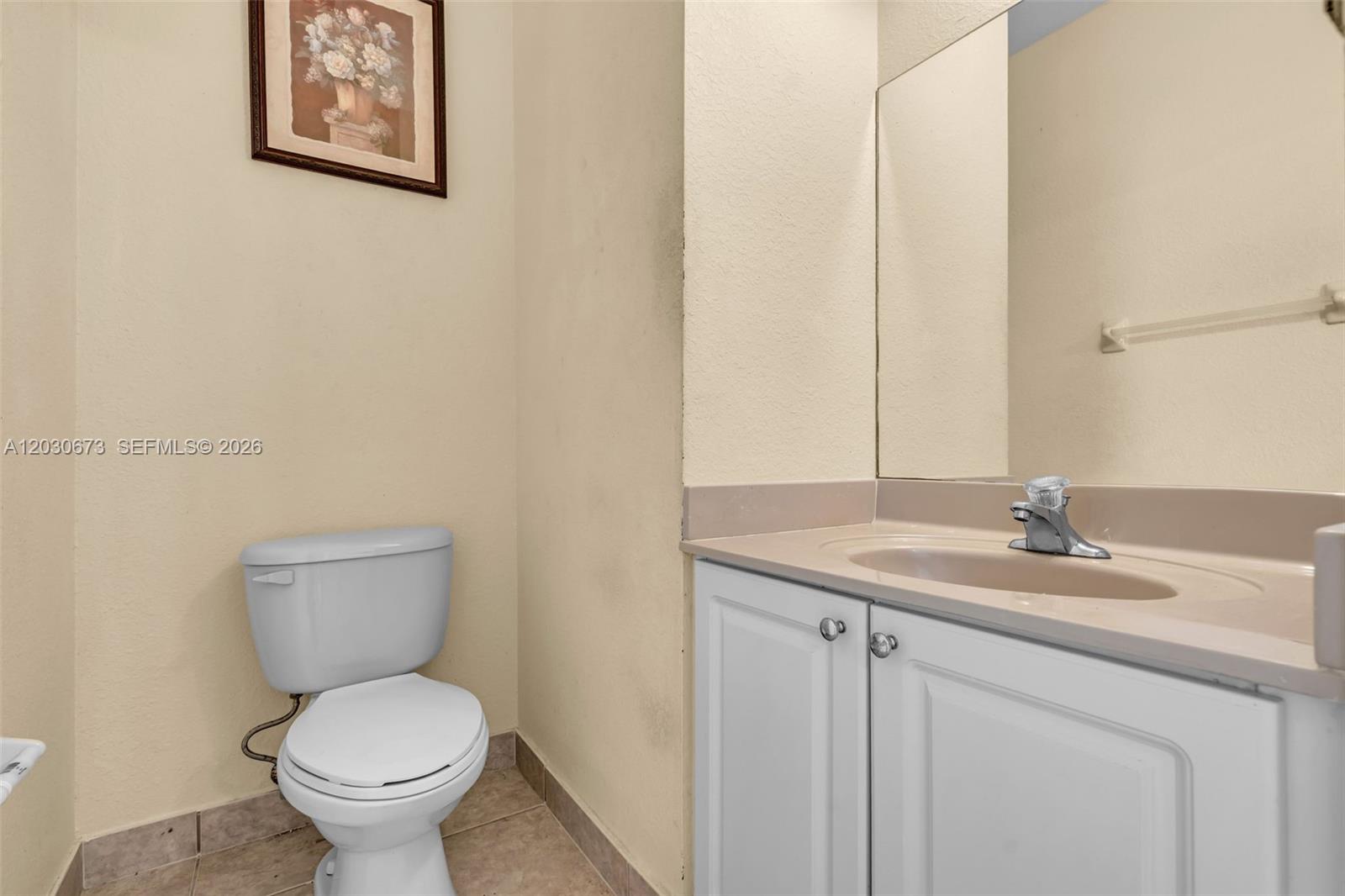 SANTORINI AT VIZCAYA - Residential Lease