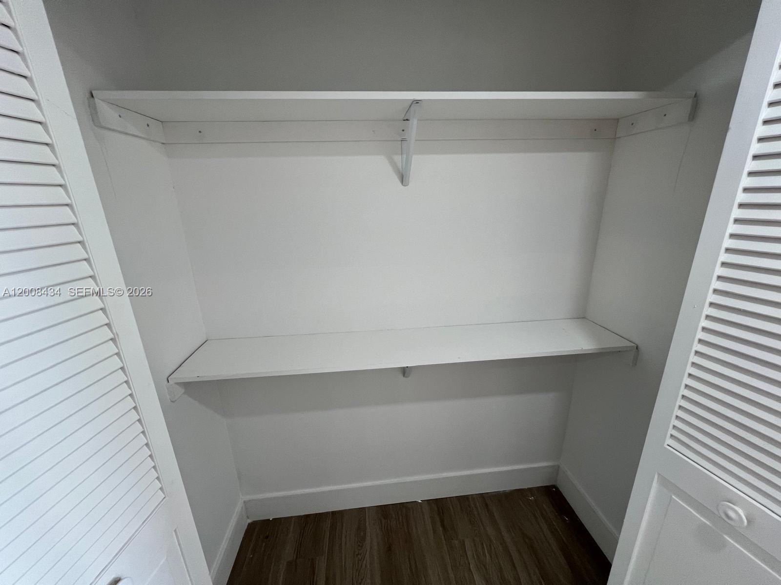 ARLEN HOUSE WEST CONDO - Residential