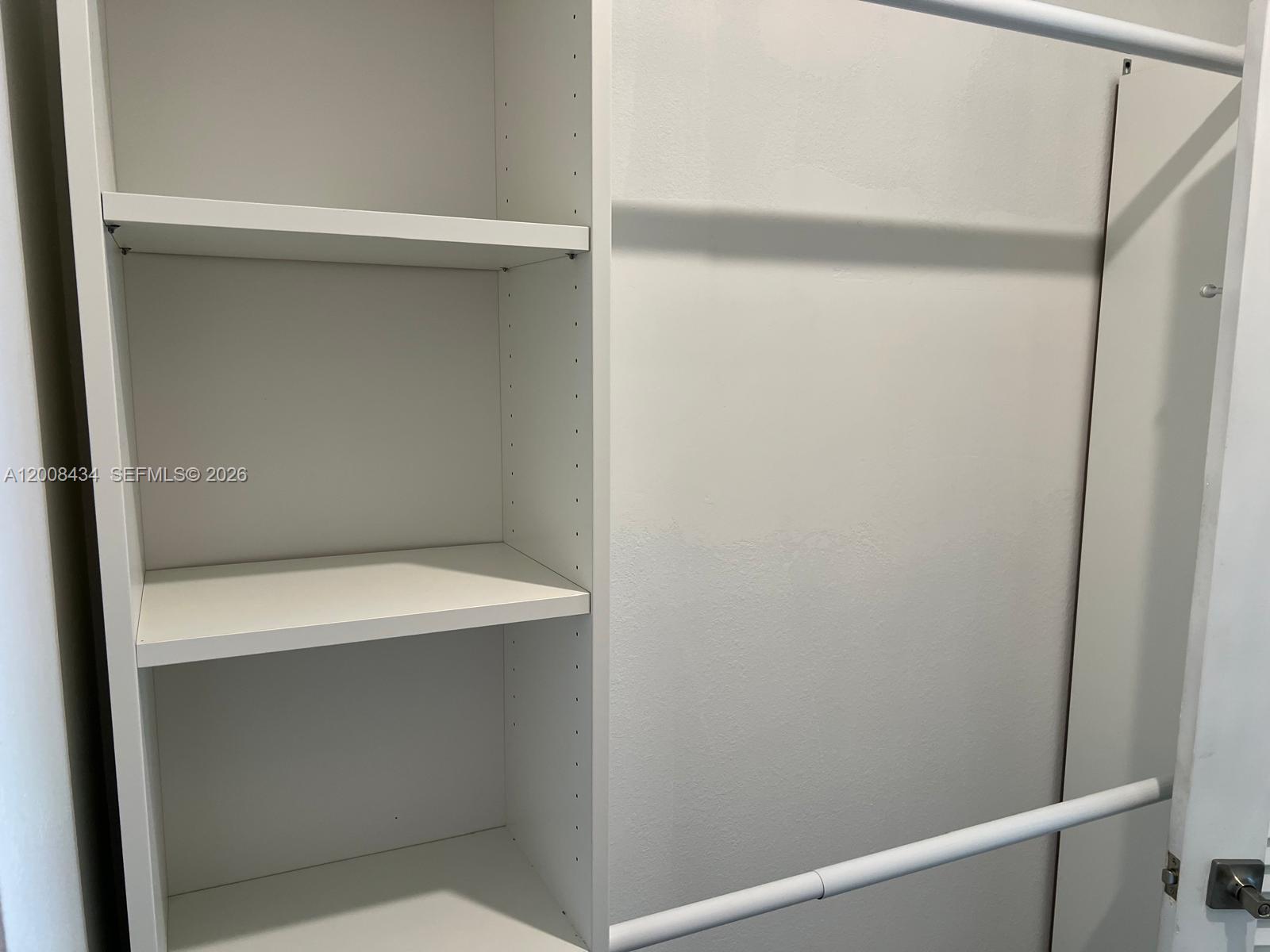 ARLEN HOUSE WEST CONDO - Residential