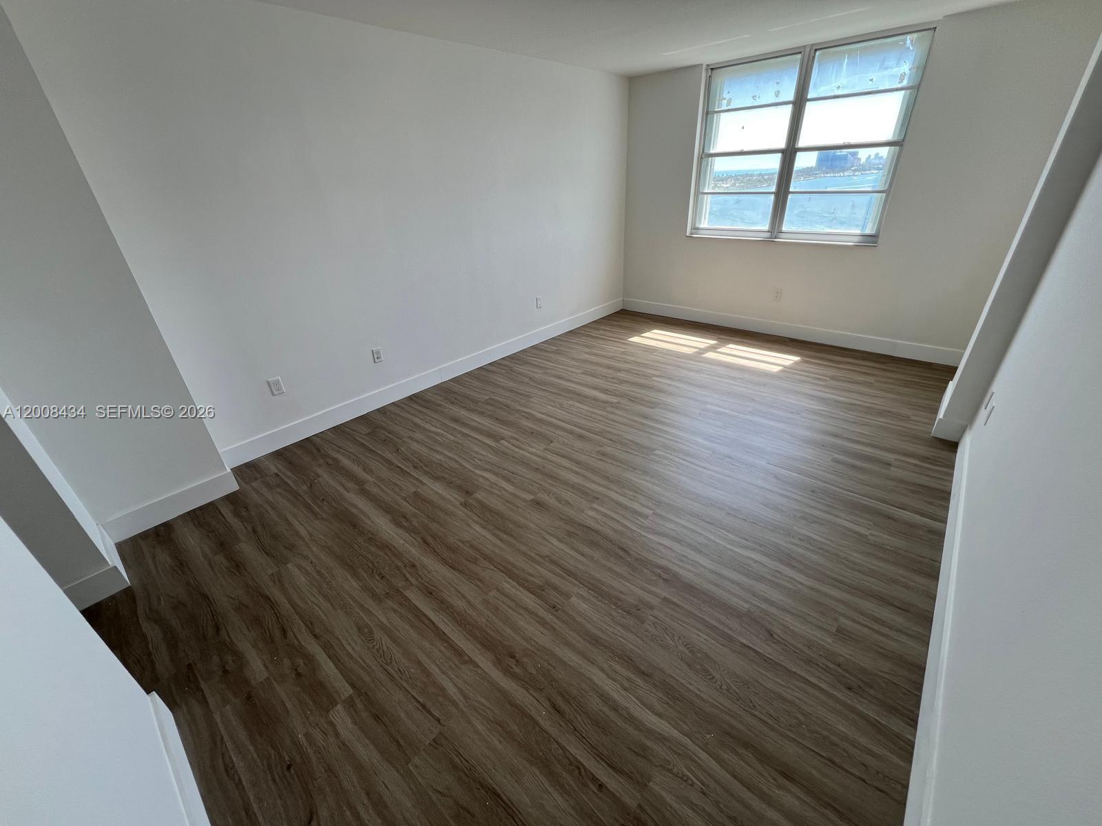 ARLEN HOUSE WEST CONDO - Residential