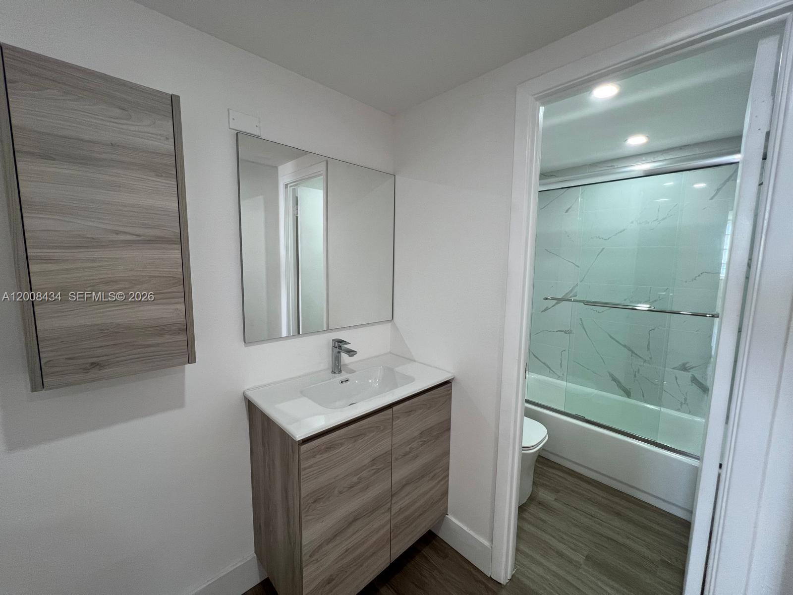 ARLEN HOUSE WEST CONDO - Residential