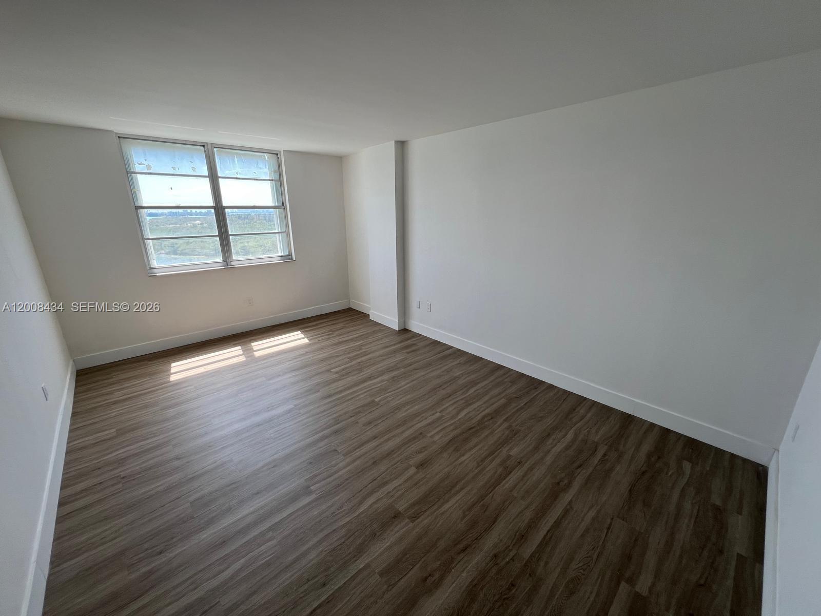 ARLEN HOUSE WEST CONDO - Residential