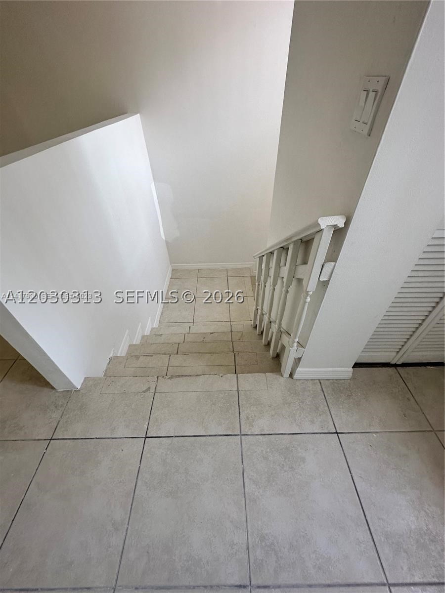 ESPRIT CONDO - Residential Lease