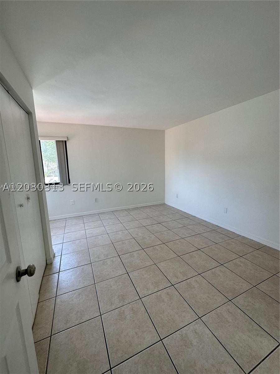 ESPRIT CONDO - Residential Lease