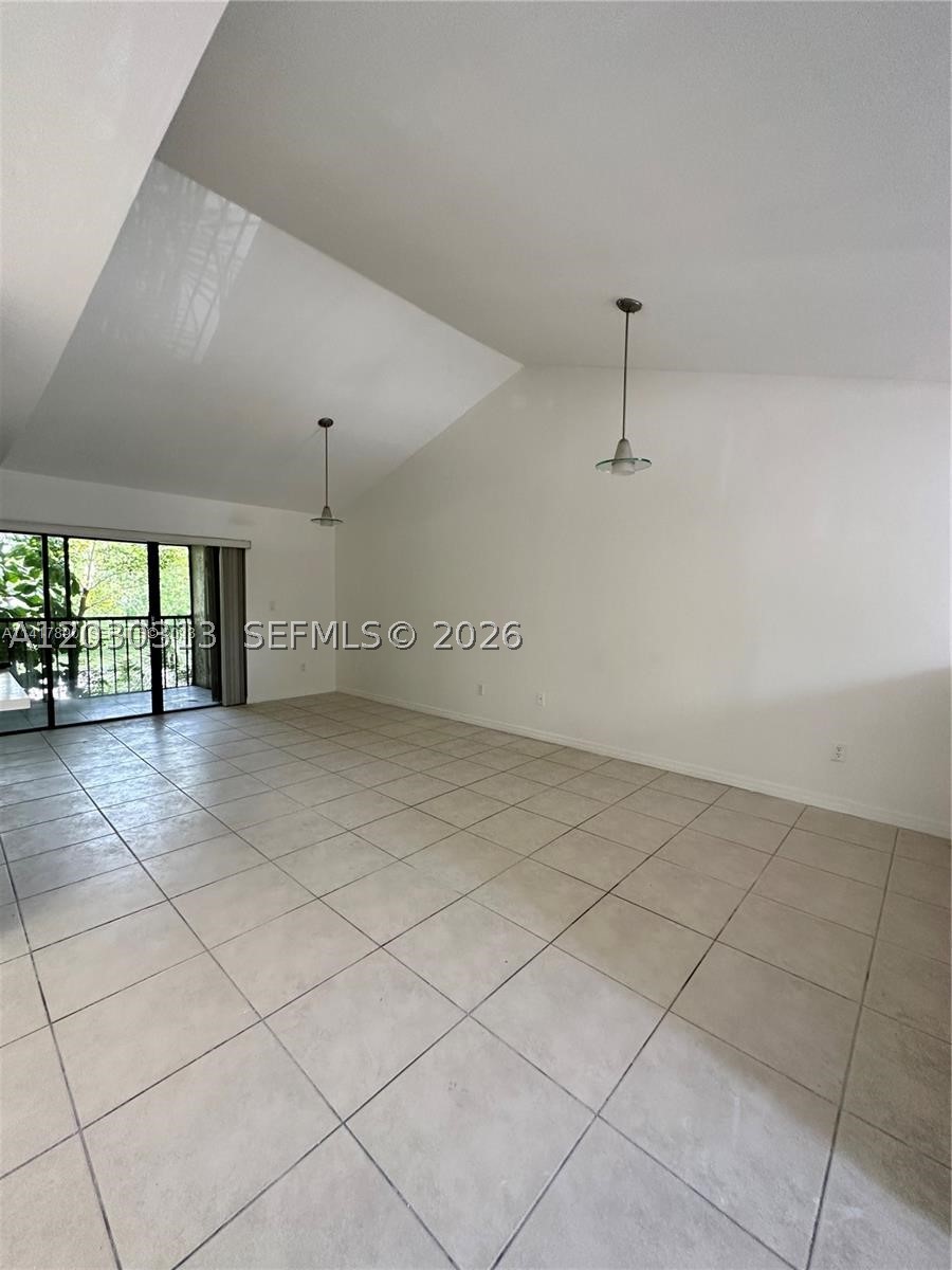 ESPRIT CONDO - Residential Lease