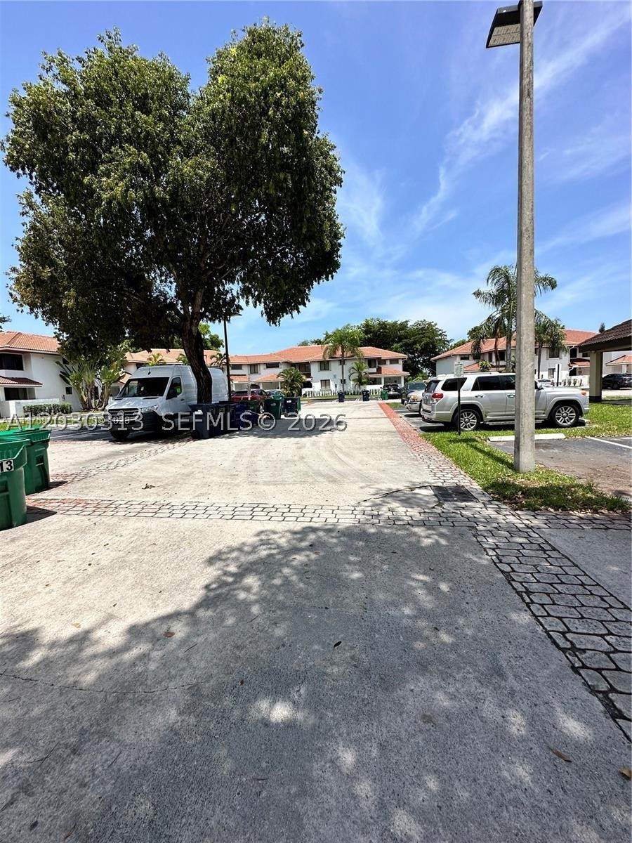 ESPRIT CONDO - Residential Lease