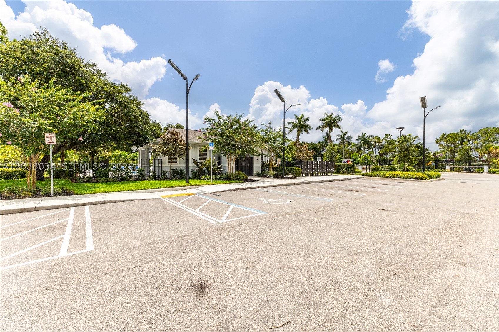 HEATHWOOD RESERVE PUD - Residential Lease