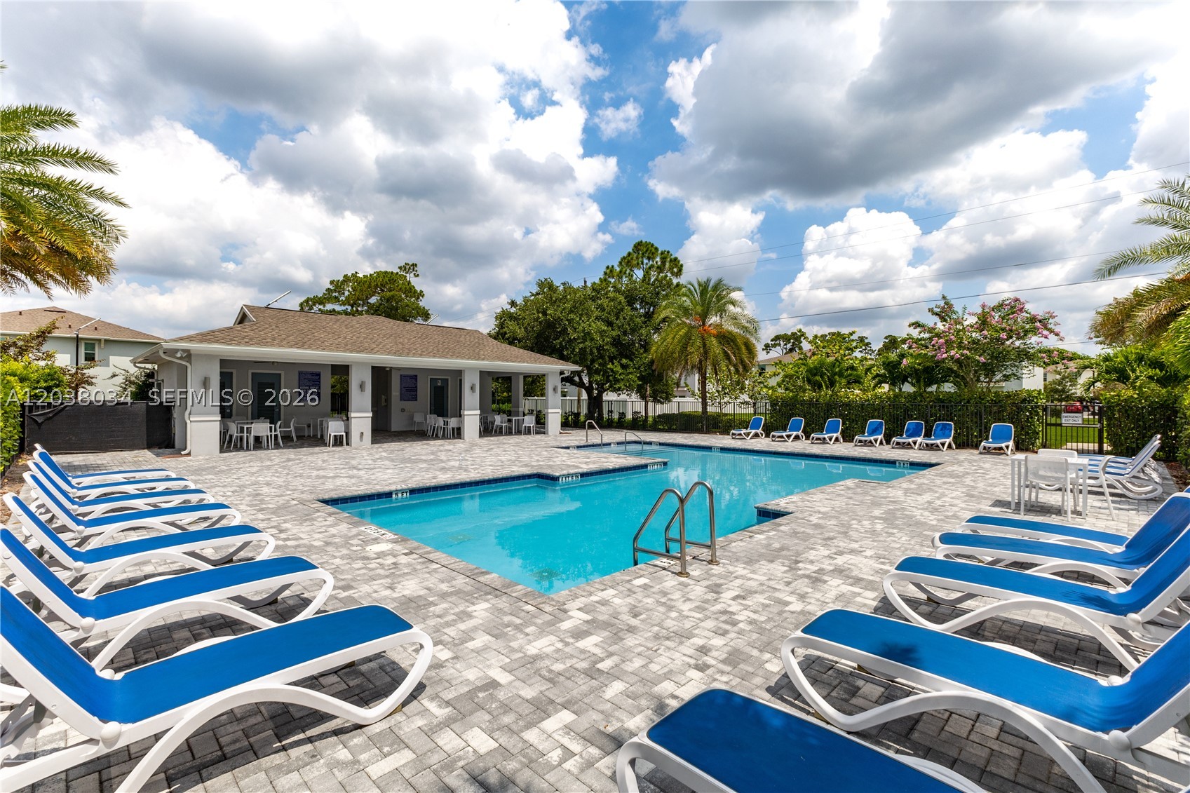 HEATHWOOD RESERVE PUD - Residential Lease