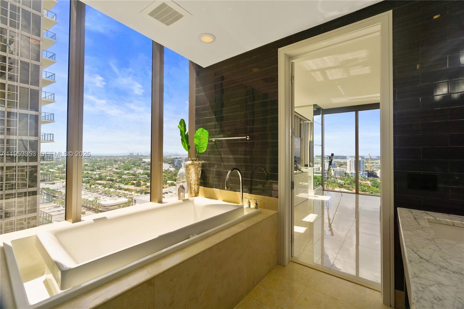 BAL HARBOUR NORTH SOUTH C - Residential