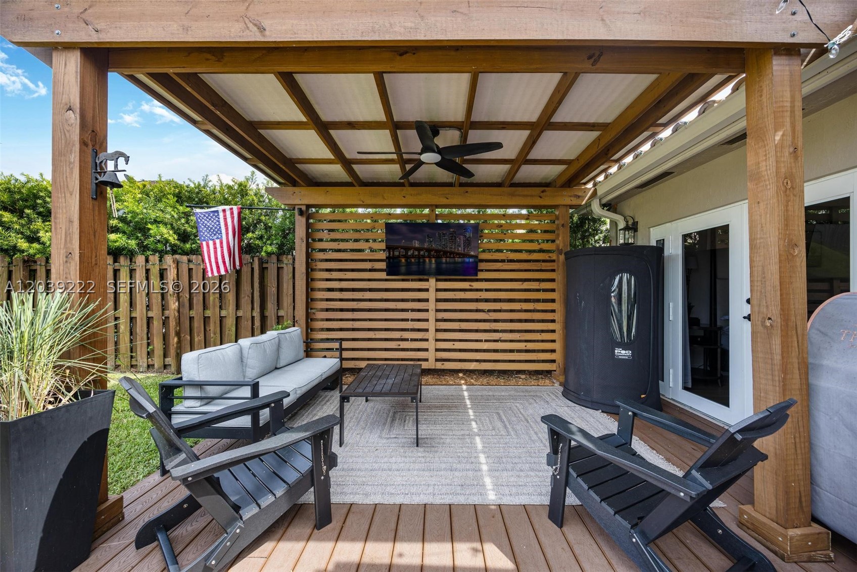 PELICAN BAY AT OLD CUTLER - Residential
