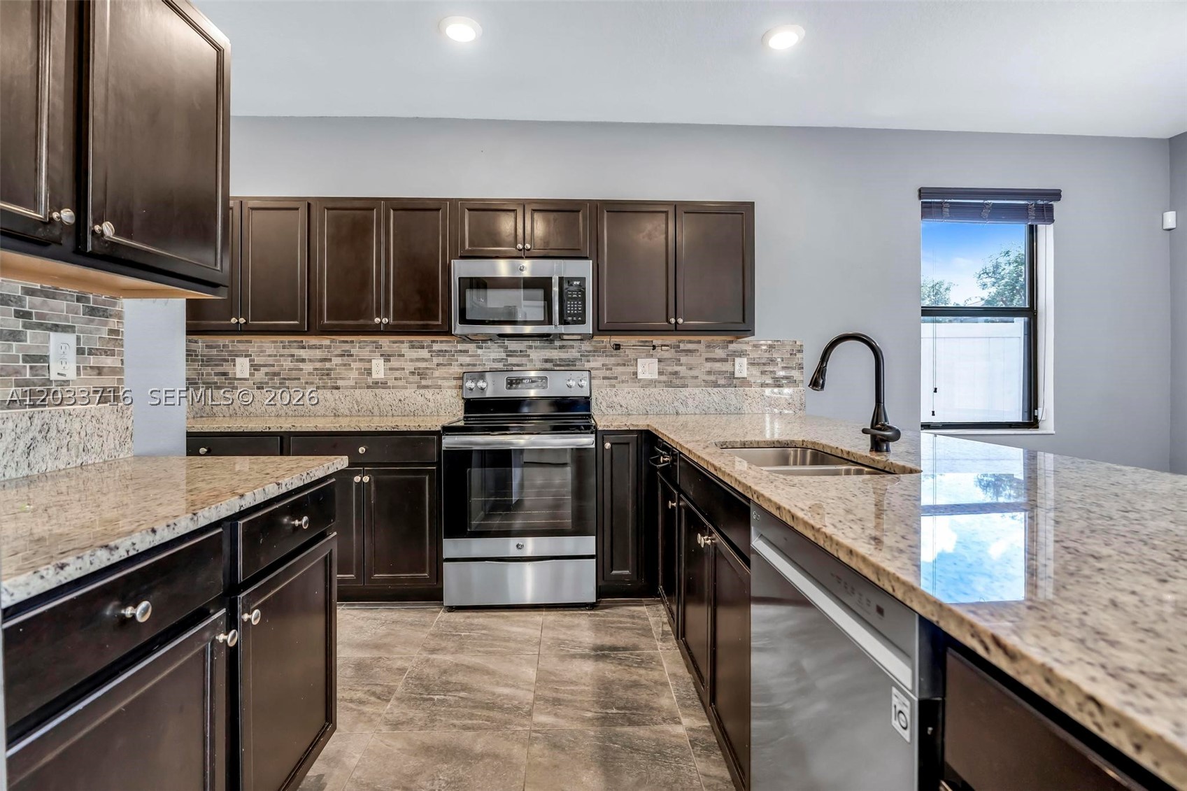 AQUABELLA SECTION ONE - Residential Lease