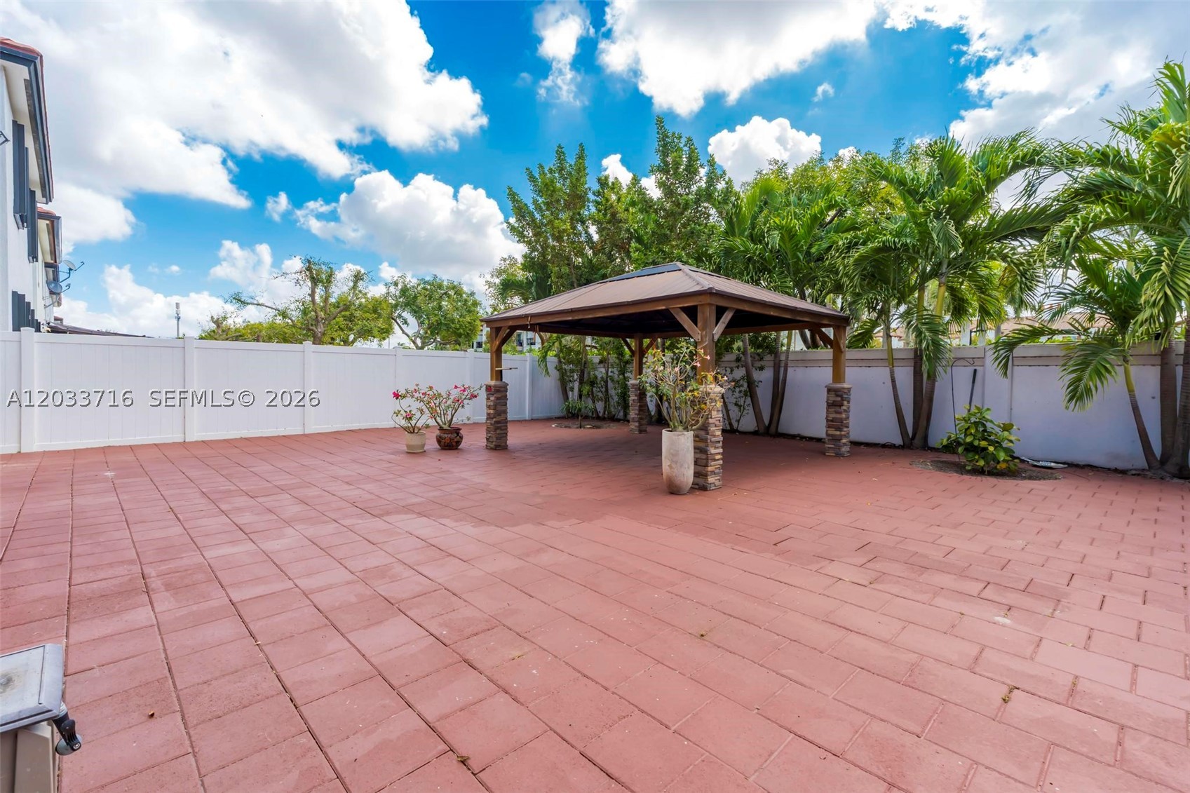 AQUABELLA SECTION ONE - Residential Lease