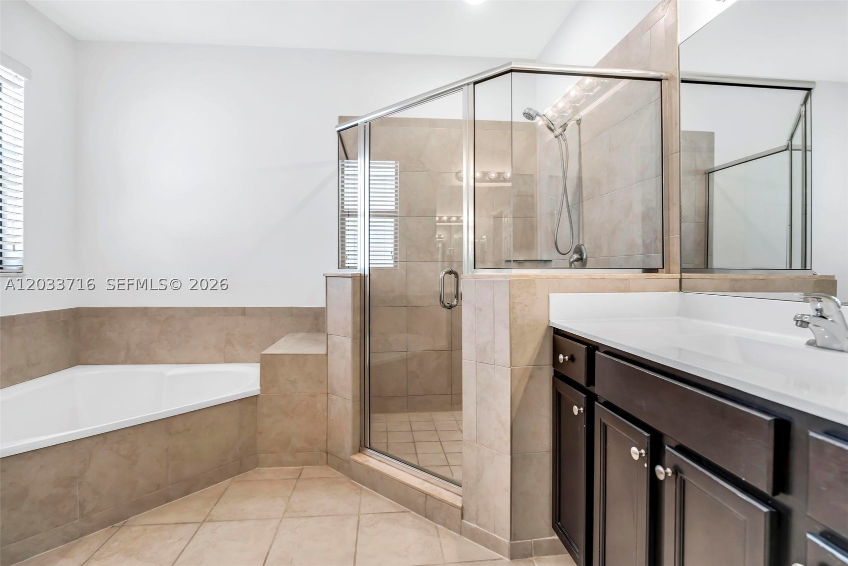 AQUABELLA SECTION ONE - Residential Lease