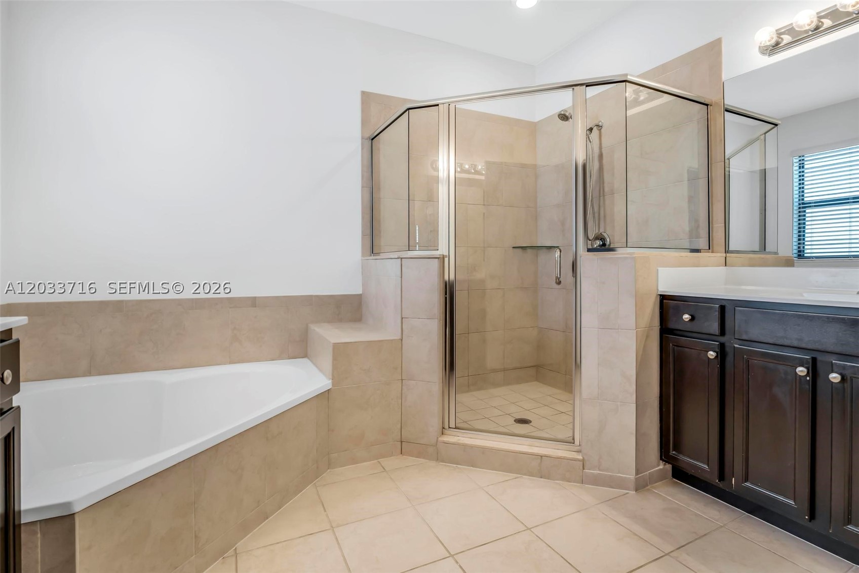 AQUABELLA SECTION ONE - Residential Lease