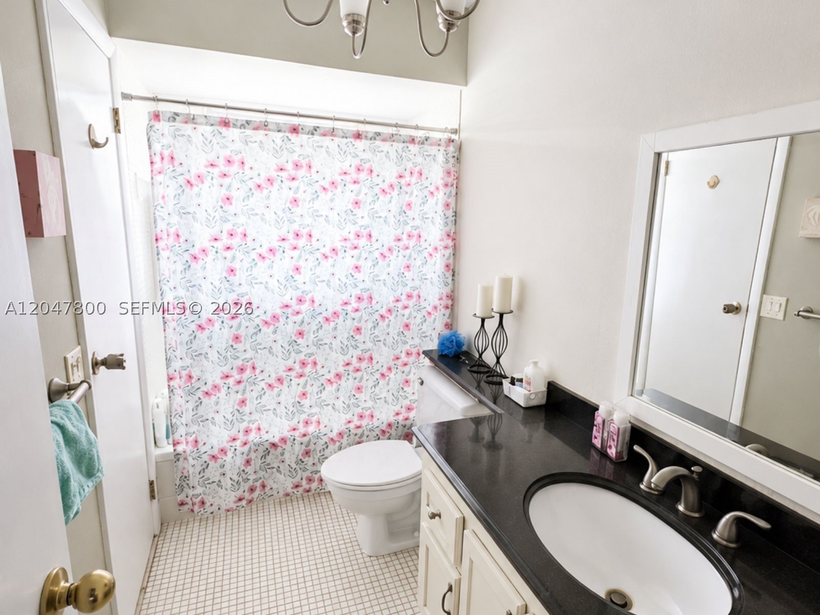 WALNUT GARDENS CONDO - Residential