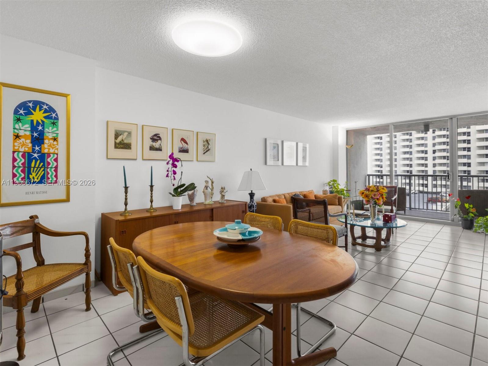 MIRASOL OCEAN TOWERS COND - Residential
