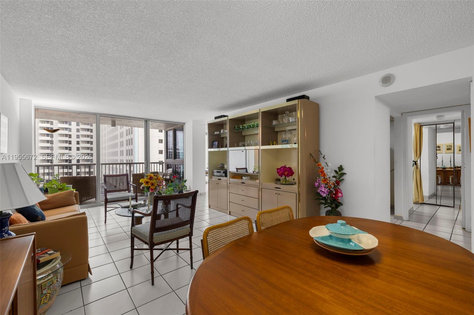 MIRASOL OCEAN TOWERS COND - Residential