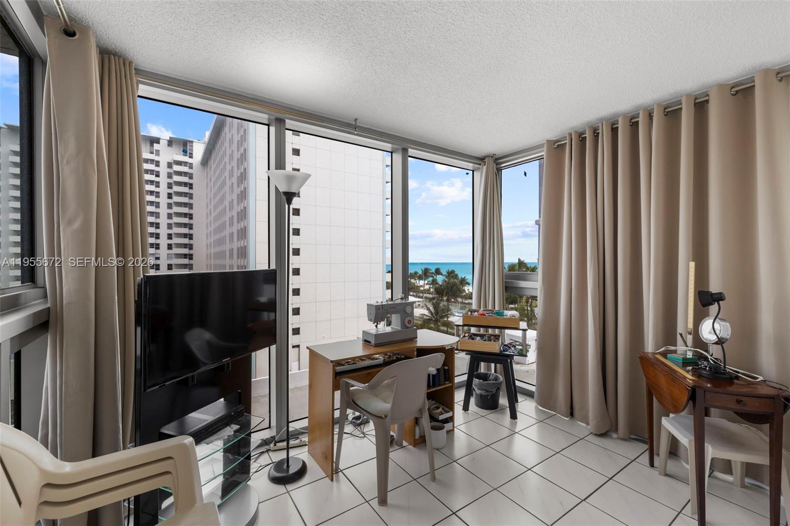 MIRASOL OCEAN TOWERS COND - Residential