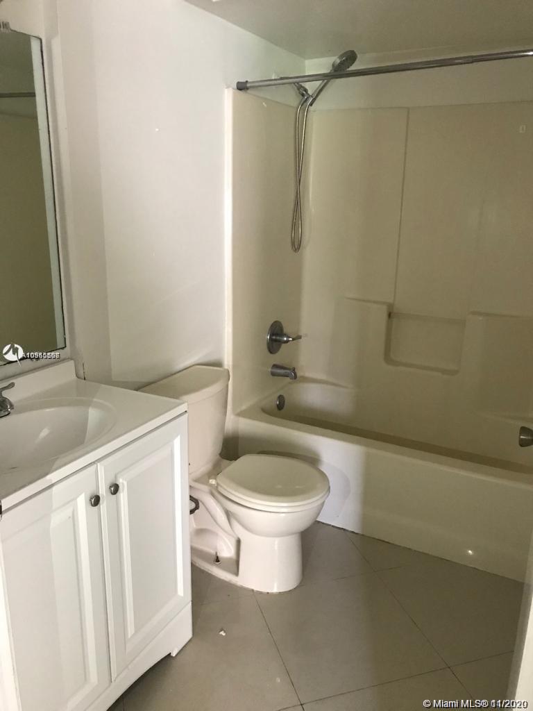 LAKEWOOD AT EMERALD HILLS - Residential Lease