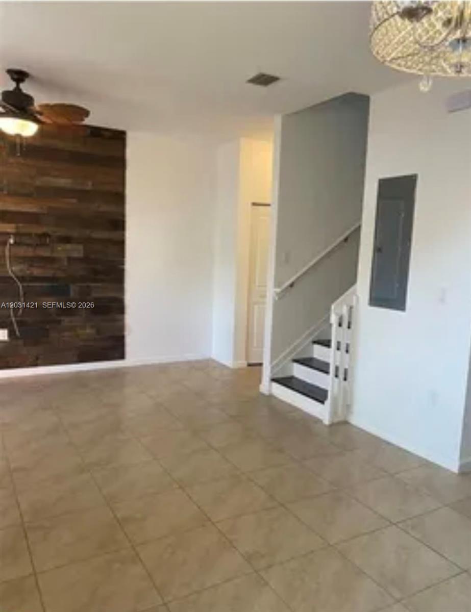 EDC ASSOCIATES PLAT - Residential Lease