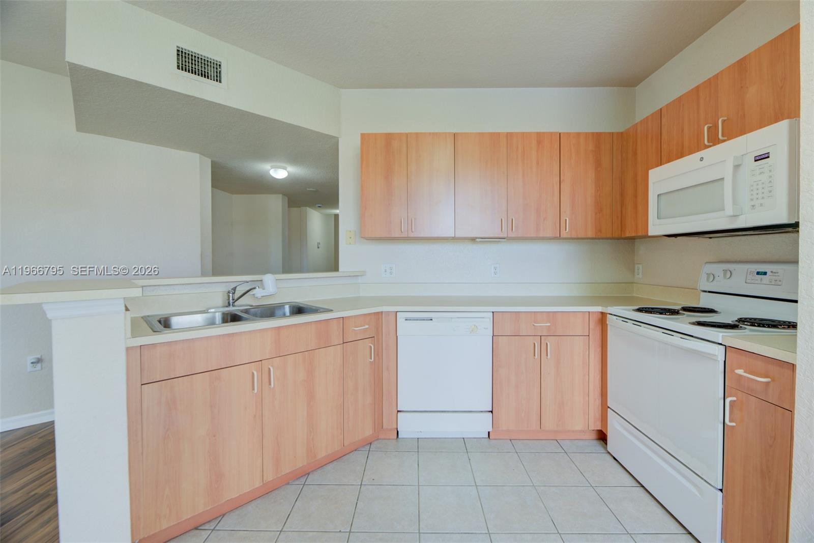 BELMONT AT NORTH LAUDERDA - Residential