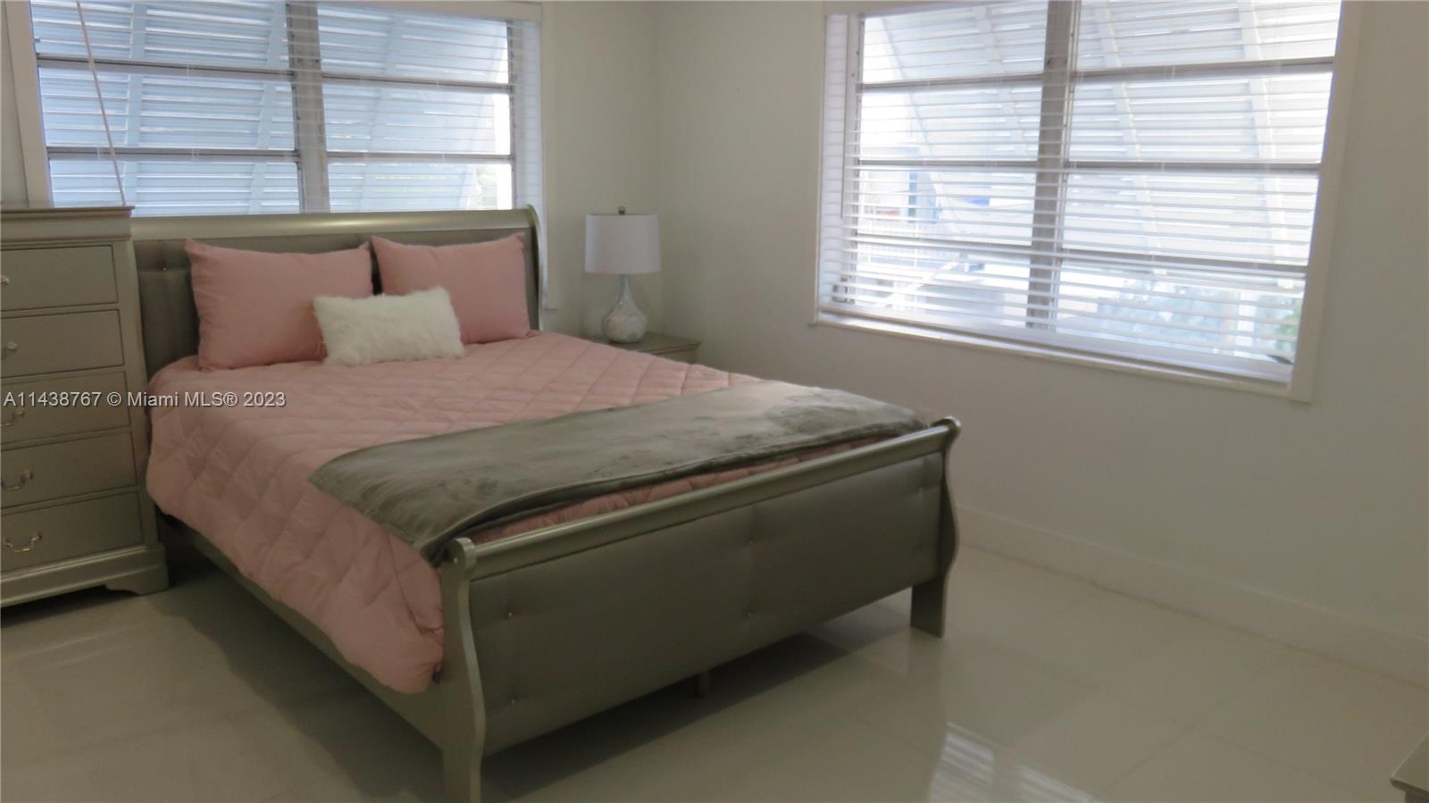 220 MERIDIAN CONDO - Residential