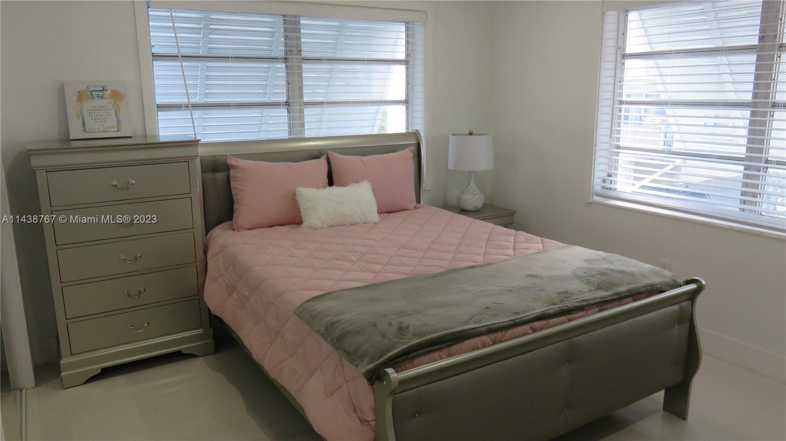 220 MERIDIAN CONDO - Residential