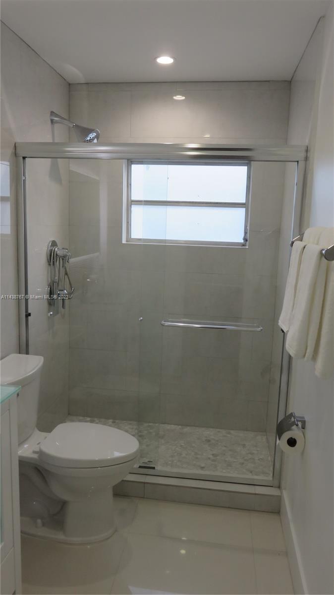 220 MERIDIAN CONDO - Residential