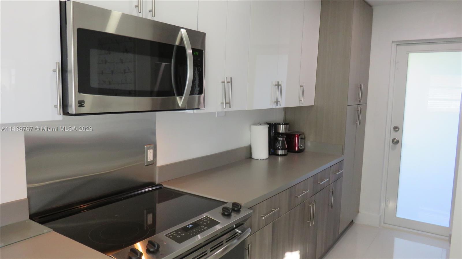 220 MERIDIAN CONDO - Residential