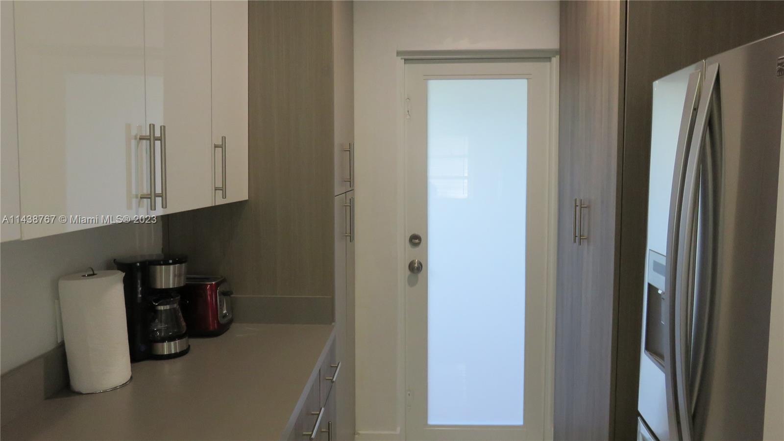 220 MERIDIAN CONDO - Residential