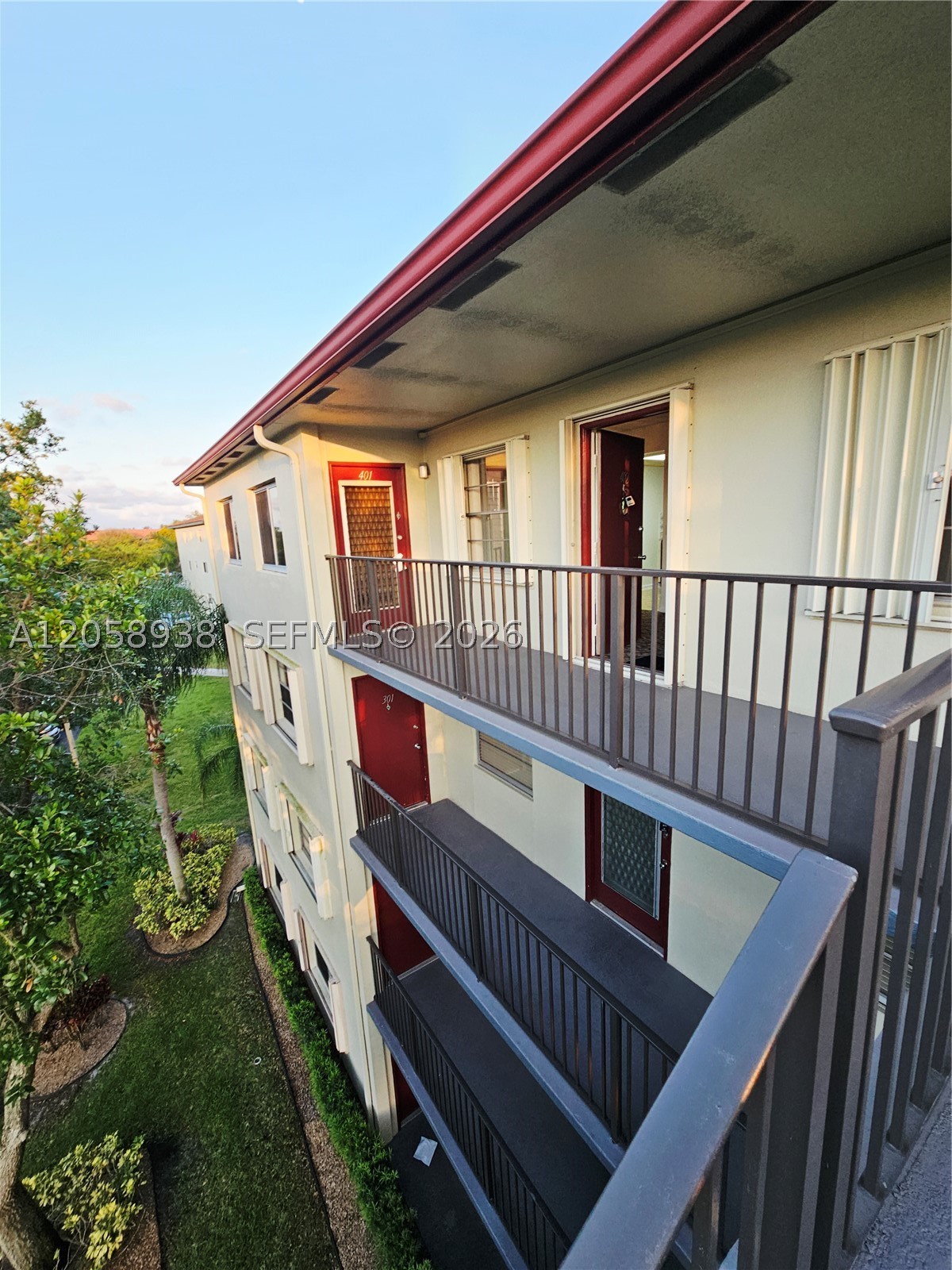 KINGSLEY AT CENTURY VILLA - Residential