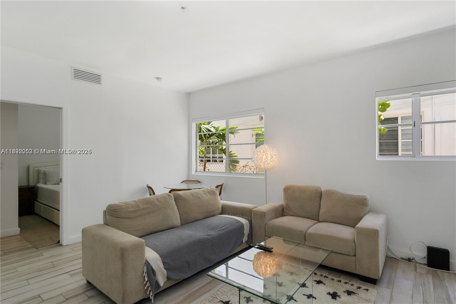 LINCOLN SUB - Residential