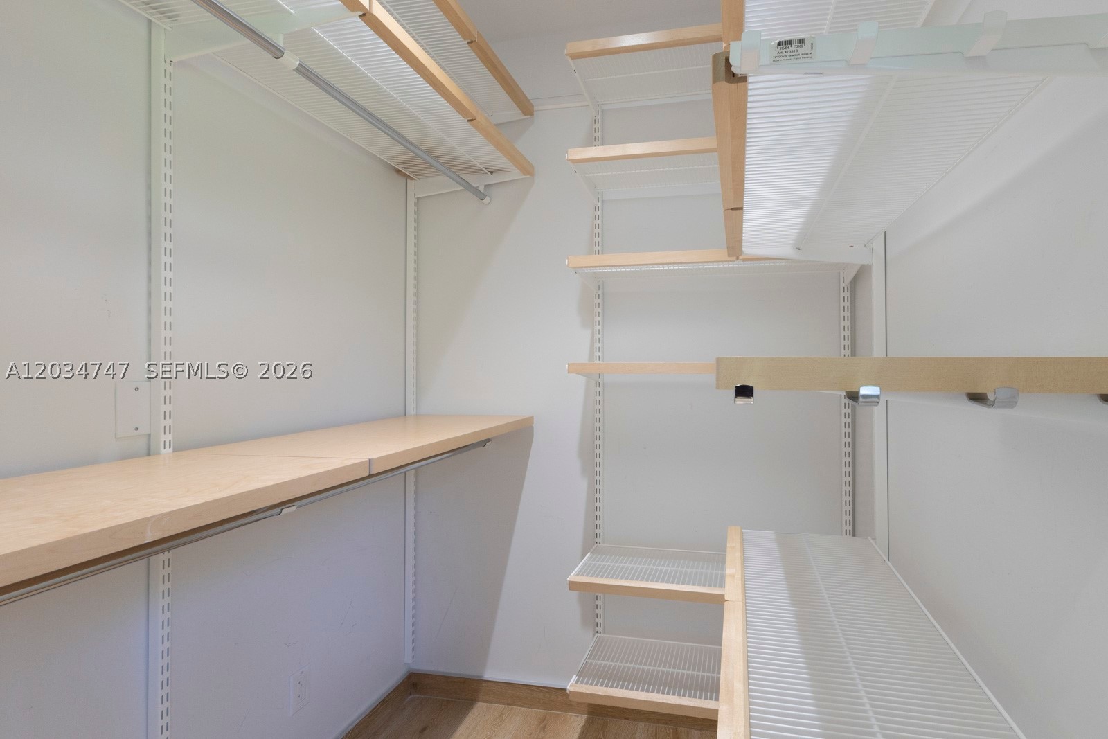 PINE BAY ESTATES SEC 1 - Residential