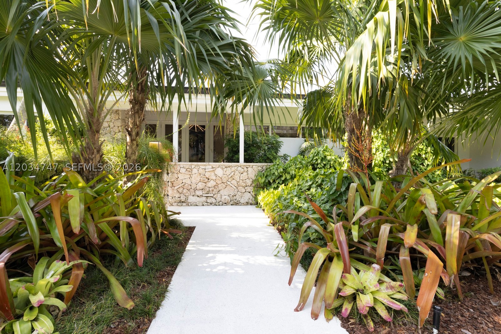 PINE BAY ESTATES SEC 1 - Residential