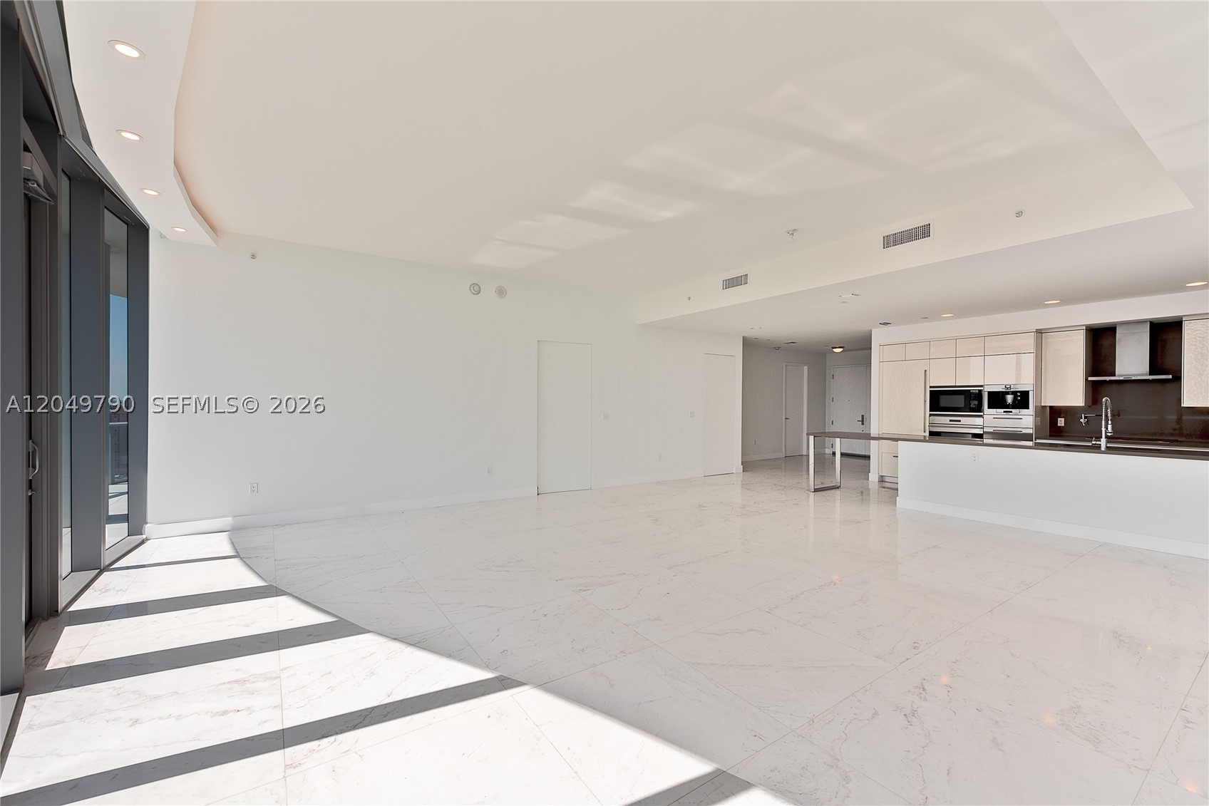 CHATEAU BEACH CONDO - Residential Lease