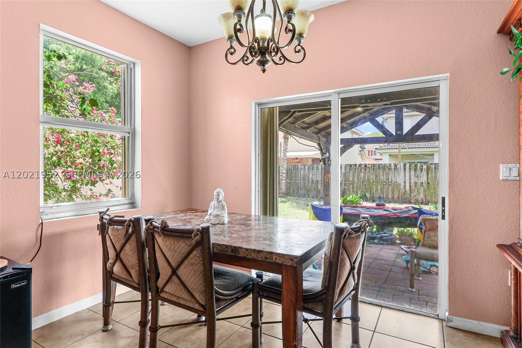 PRECIOUS HOMES AT LAKES B - Residential