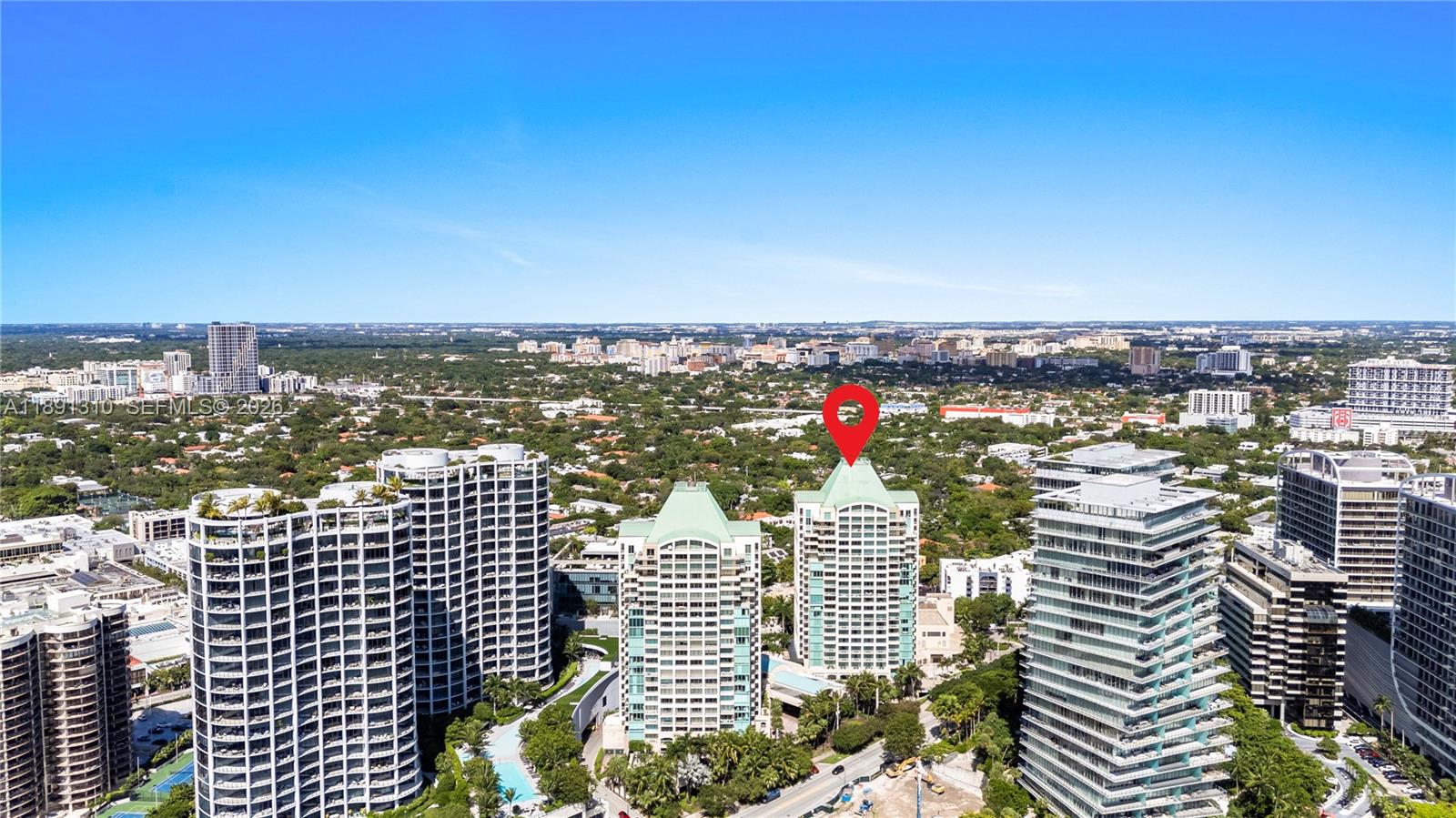 THE EXECUTIVE RESIDENCES - Residential