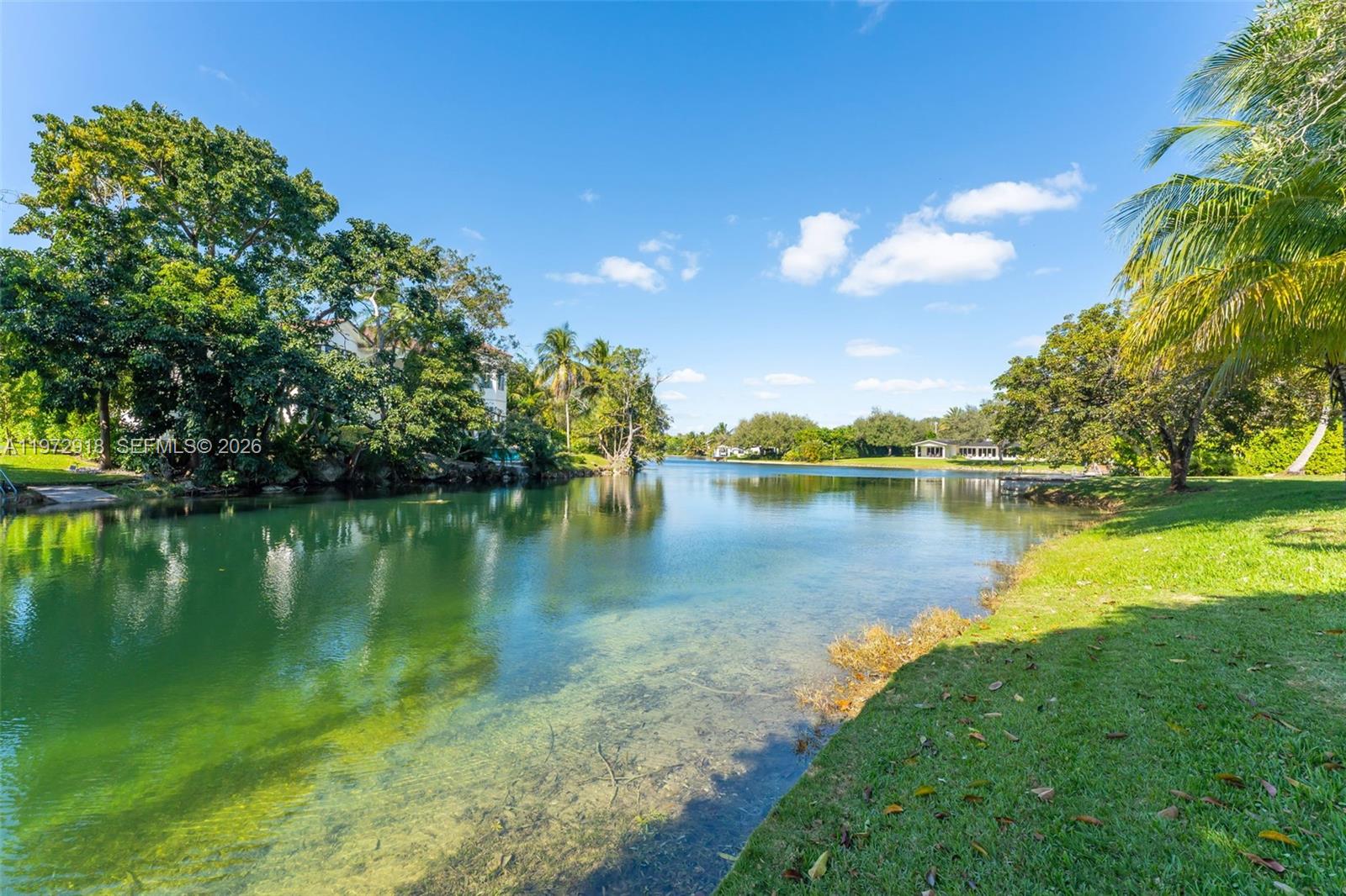 ROCK LAKE - Residential