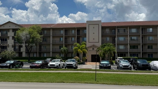 SUFFOLK AT CENTURY VILLAG - Residential