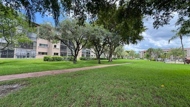 SUFFOLK AT CENTURY VILLAG - Residential