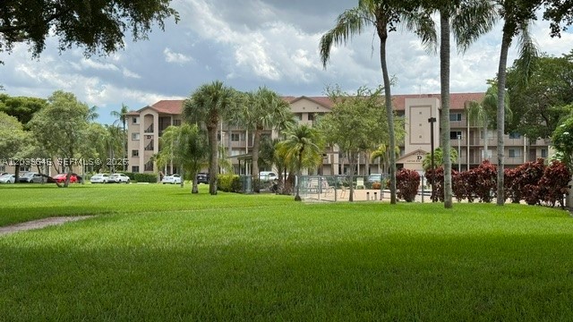 SUFFOLK AT CENTURY VILLAG - Residential