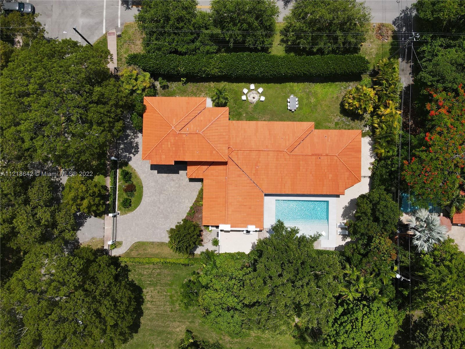 CORAL GABLES SEC E - Residential