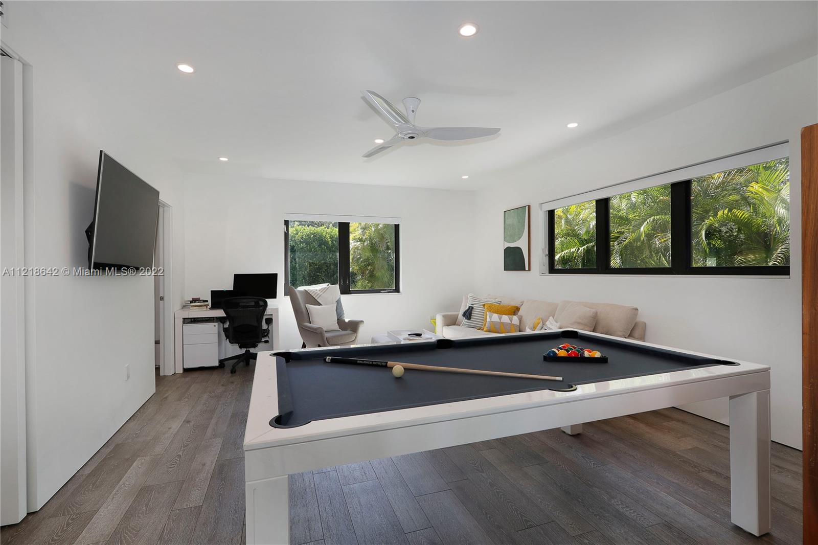 CORAL GABLES SEC E - Residential