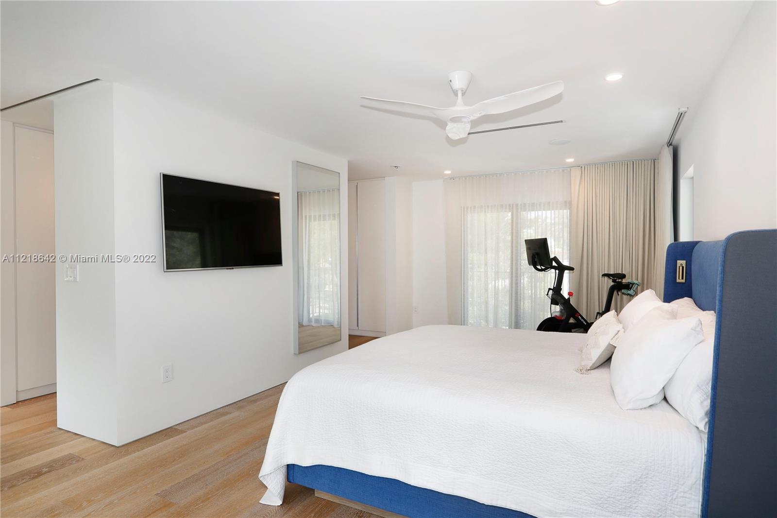 CORAL GABLES SEC E - Residential