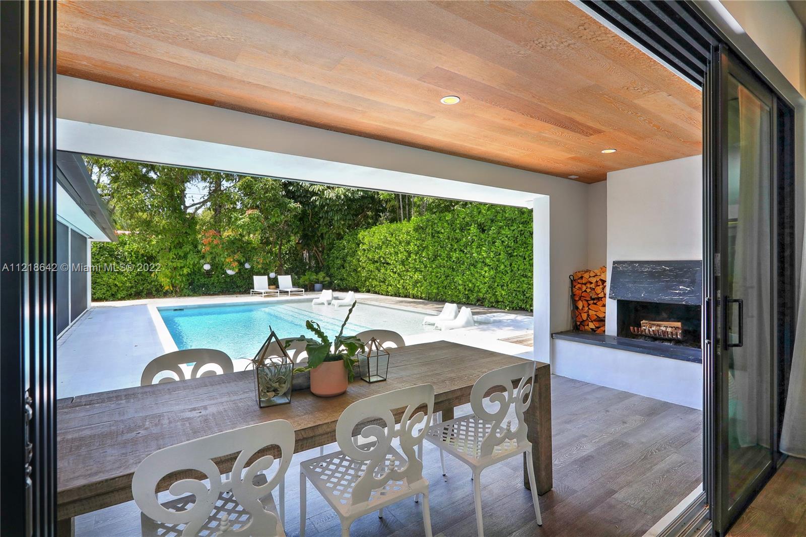 CORAL GABLES SEC E - Residential