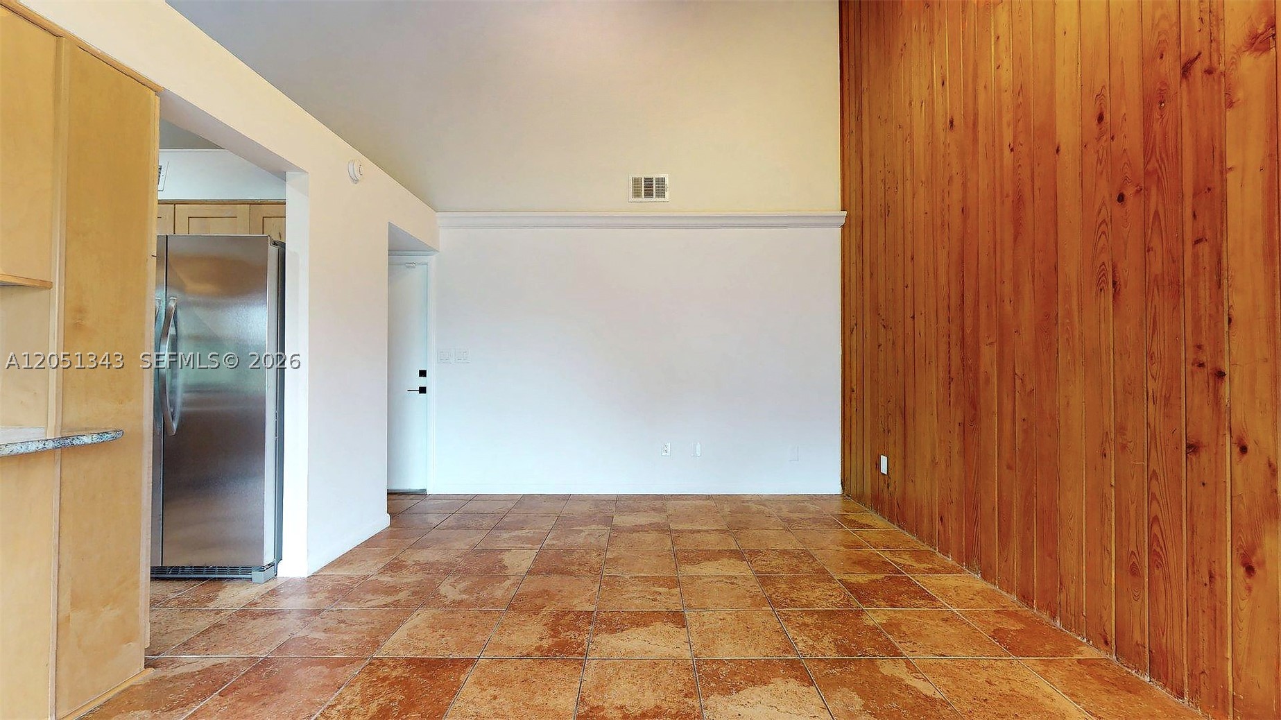 SUNSET PARK TOWN HOUSES - Residential Lease