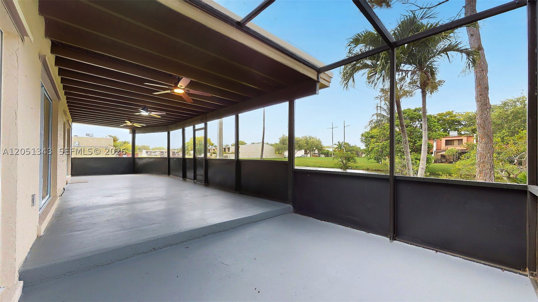 SUNSET PARK TOWN HOUSES - Residential Lease