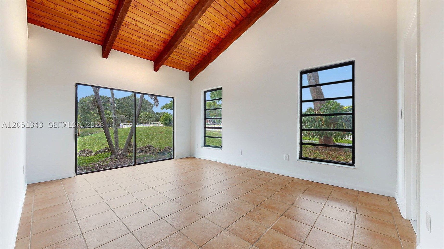 SUNSET PARK TOWN HOUSES - Residential Lease