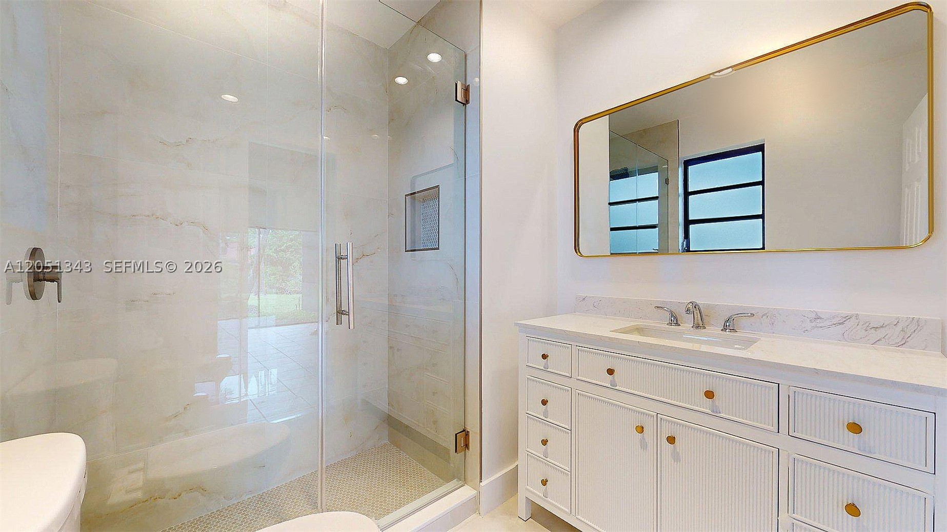SUNSET PARK TOWN HOUSES - Residential Lease